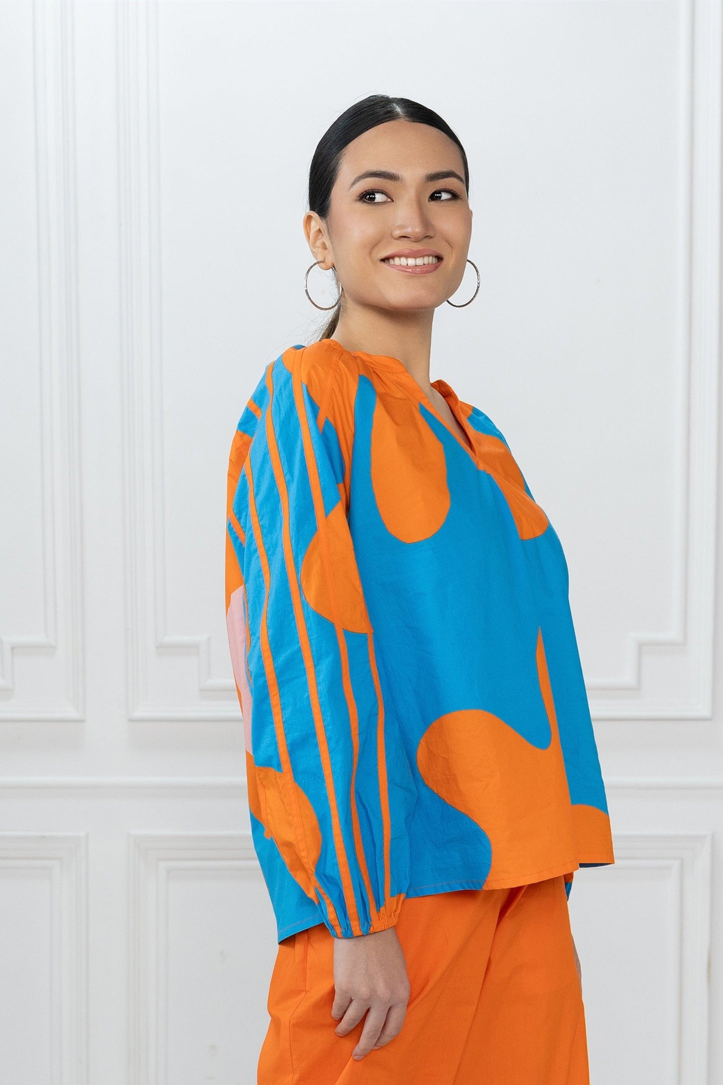 Amy Top - Blue Bold Floral